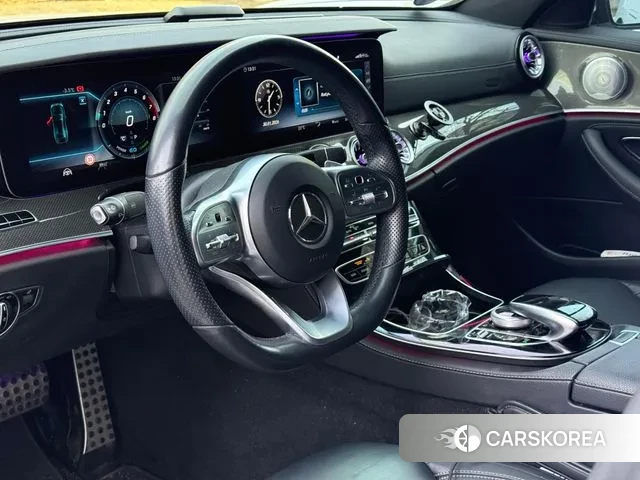 Mercedes-Benz E-Class W213 2019 Белый из Кореи, фото 6