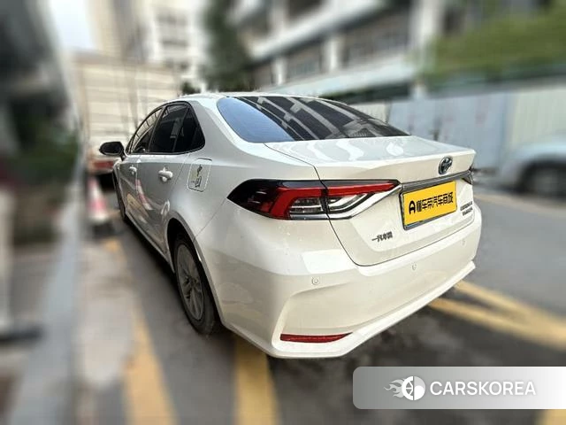 Toyota Corolla 2021 Белый из Китая, фото 6