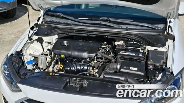 Hyundai Avante AD id 2418821 из Кореи 16