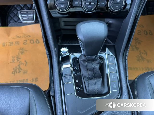 Volkswagen Tiguan L id 4298010 из Китая 21