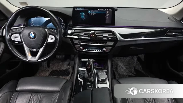 BMW 5 Series (G30) id 3765470 из Кореи 16