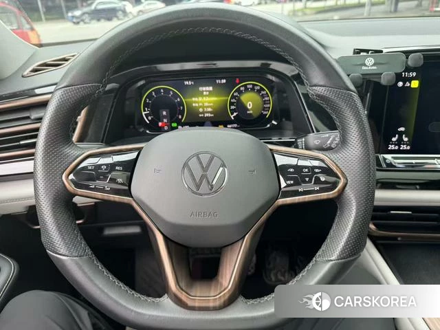 Volkswagen Tourang id 4259827 из Китая 9