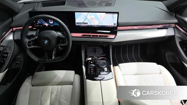 BMW 5 Series (G60) id 4589885 из Кореи 33