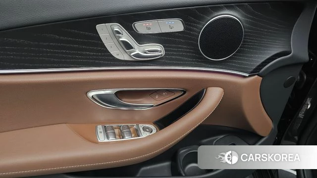 Mercedes-Benz E-Class W213 2023 Серый из Кореи, фото 6