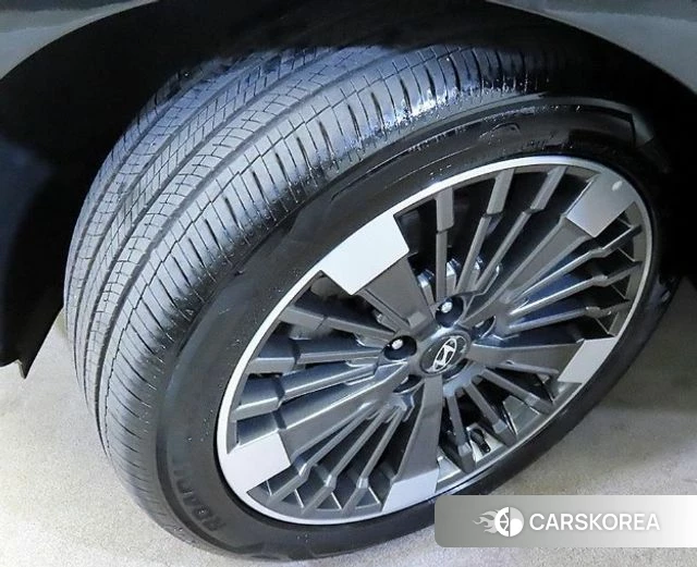 Hyundai Santa Fe (MX5) id 4298644 из Кореи 16