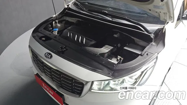 Kia The New Carnival id 2494564 из Кореи 16