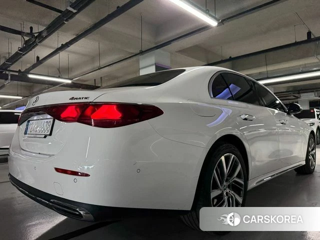 Mercedes-Benz E-Class W214 id 4206509 из Кореи 16