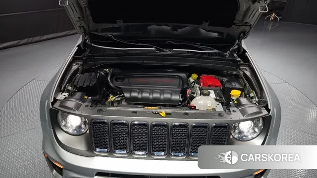 Jeep Renegade id 2902553 из Кореи 16