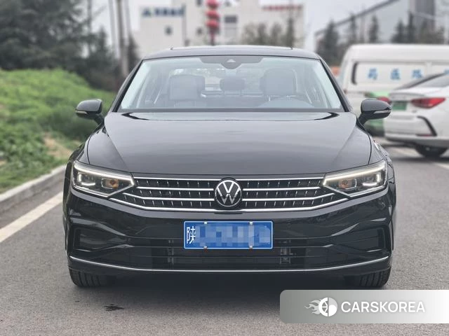 Volkswagen Magotan id 4263856 из Китая 12