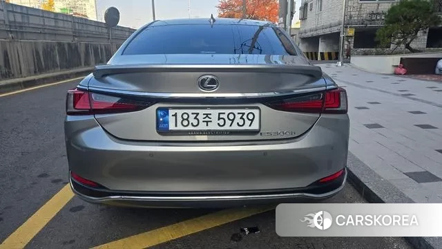 Lexus ES300h 7th generation id 3372398 из Кореи 10