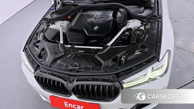 BMW 5 Series (G30) id 3518991 из Кореи 16