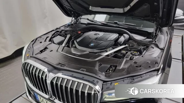 BMW 7 Series (G11) id 2902314 из Кореи 16