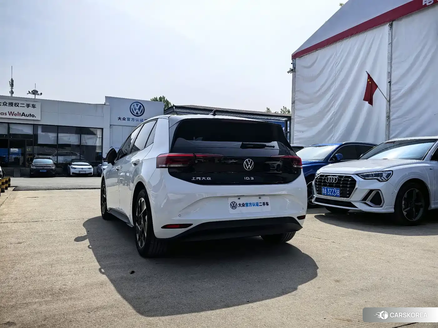 Volkswagen ID.3 2025 Белый из Китая, фото 6