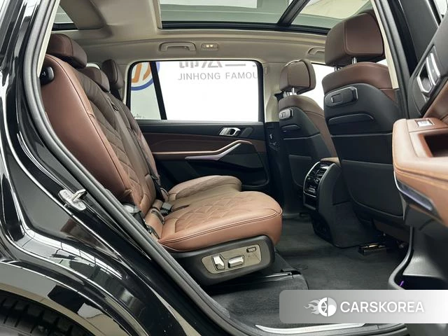 BMW X7 id 4257255 из Китая 21