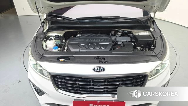 Kia The New Carnival id 4765422 из Кореи 16