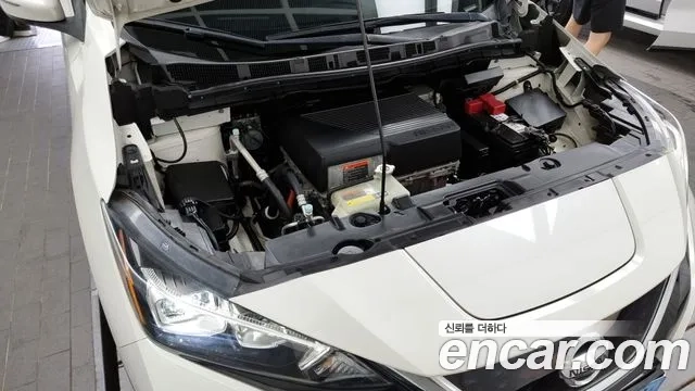 Nissan Leaf (ZE1) id 2945860 из Кореи 16
