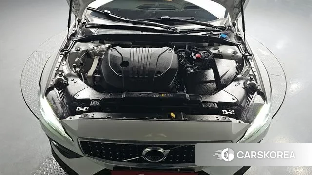 Volvo V60 Cross-Country 2nd Generation id 3493611 из Кореи 16