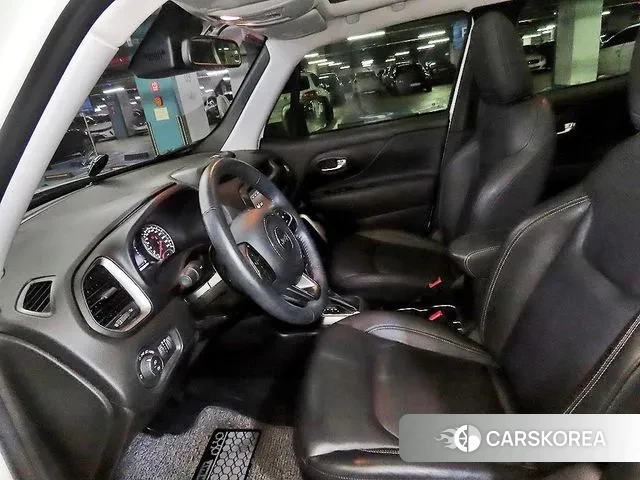 Jeep Renegade id 3225647 из Кореи 16