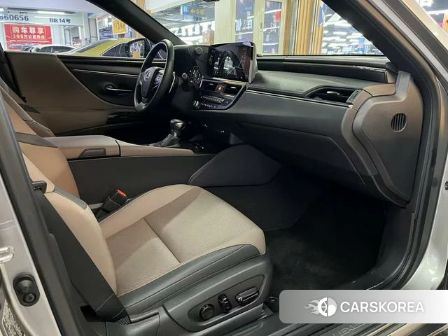 Lexus ES id 4307116 из Китая 10