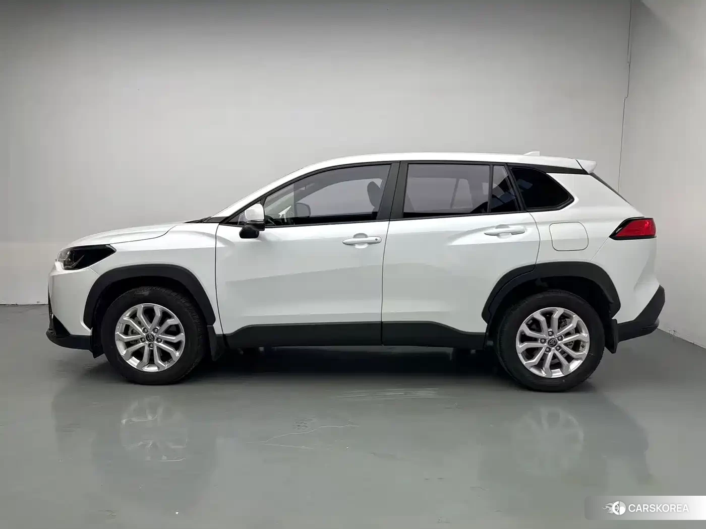 Toyota Frontlander 2023 Белый из Китая, фото 6