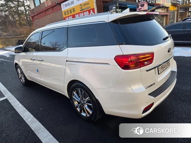 Kia The New Carnival id 3651504 из Кореи 16