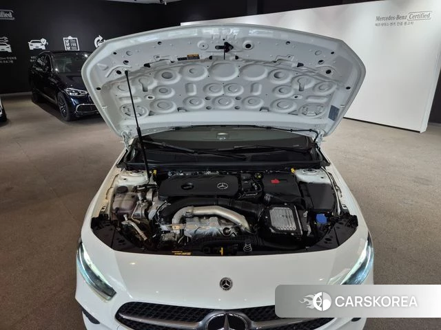 Mercedes-Benz A-Class W177 id 4617334 из Кореи 16