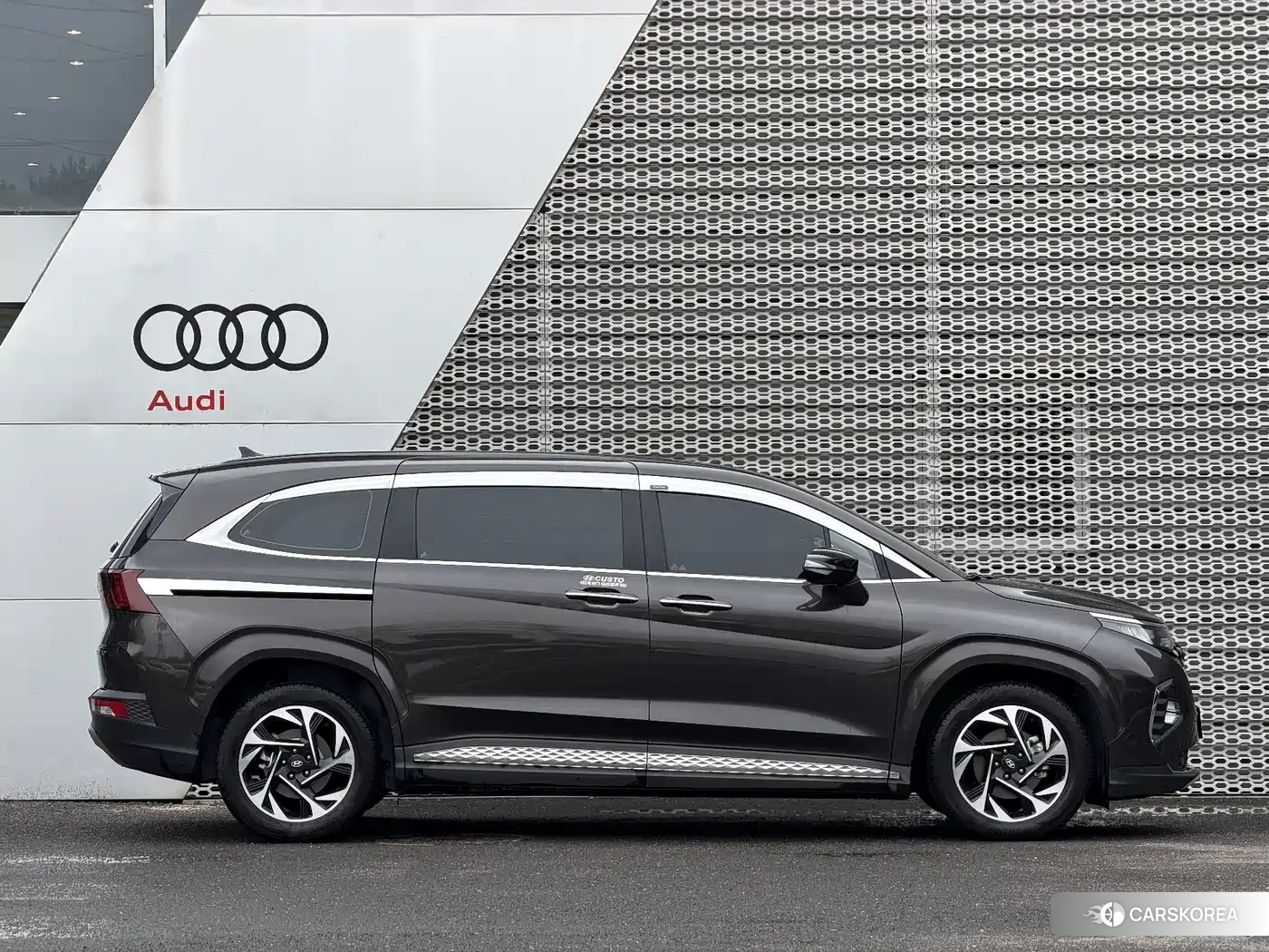 Hyundai Kustu 2024 Champagne/brown из Китая, фото 6