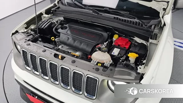 Jeep Renegade id 2964787 из Кореи 16