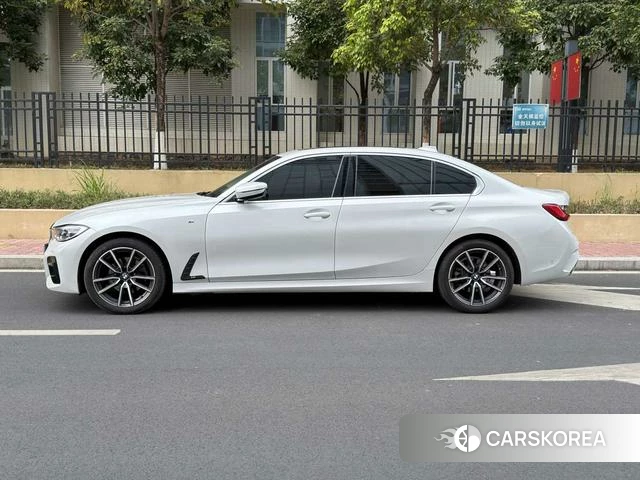 BMW 3 series id 4273679 из Китая 25