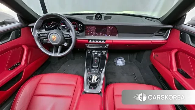 Porsche 911(992) id 3769748 из Кореи 16