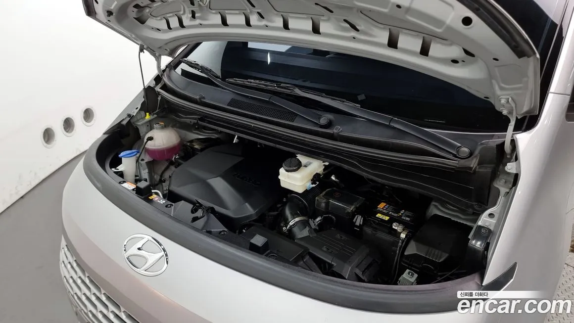 Hyundai Staria id 1667364 из Кореи 16