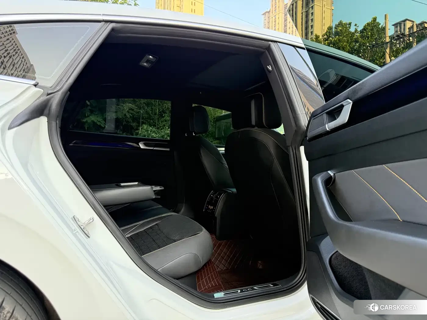 Volkswagen Arteon (CC) id 4679783 из Китая 17