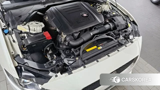 Jaguar XE id 3090803 из Кореи 16