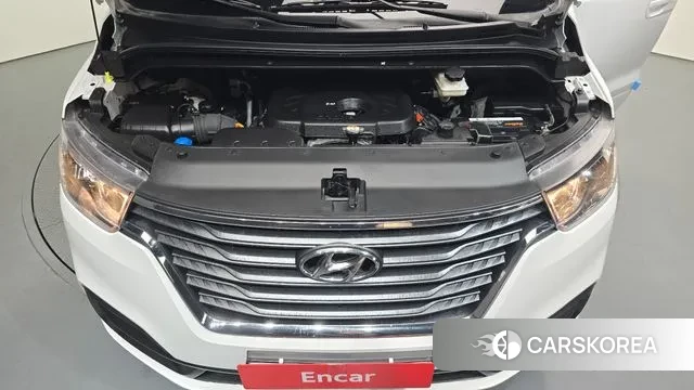 Hyundai The New Grand Starex id 3760631 из Кореи 16