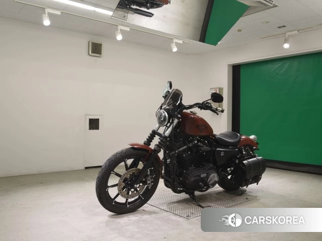 Проданный Harley-Davidson Sportster XL883N 2017 из Японии, фото 4