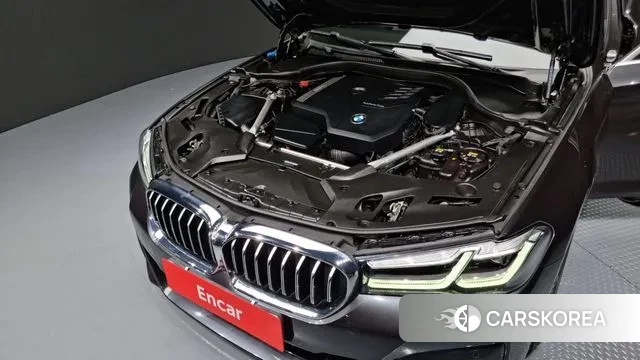 BMW 5 Series (G30) id 3473076 из Кореи 16