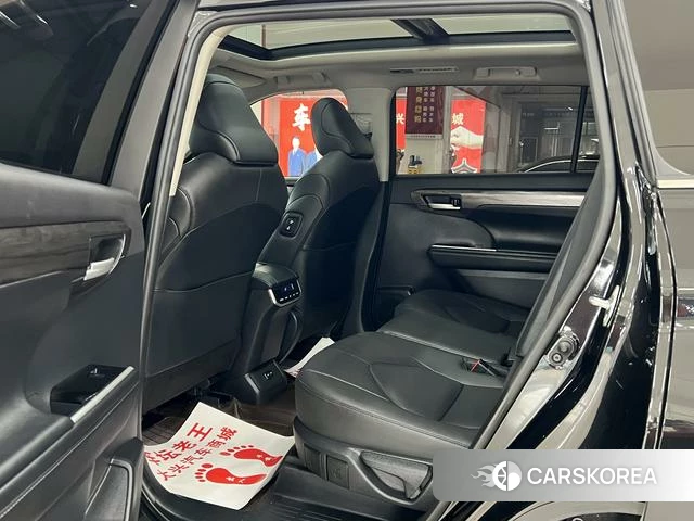 Toyota Highlander id 4261855 из Китая 11