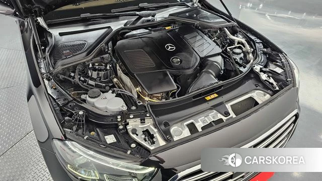 Mercedes-Benz E-Class W214 id 4870773 из Кореи 34