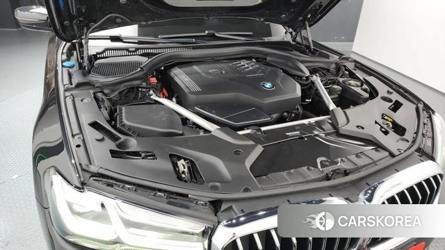 BMW 5 Series (G30) id 4469702 из Кореи 30