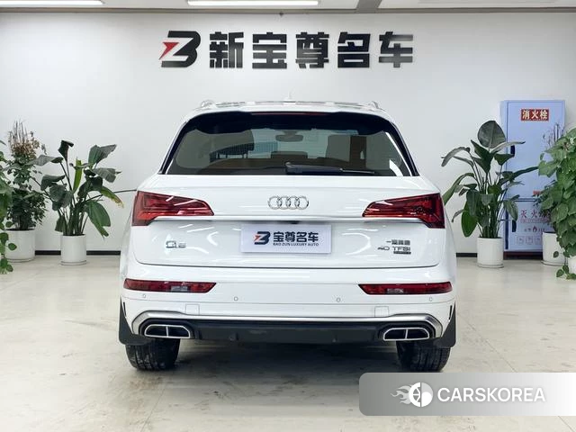 Audi Q5L id 4258967 из Китая 16