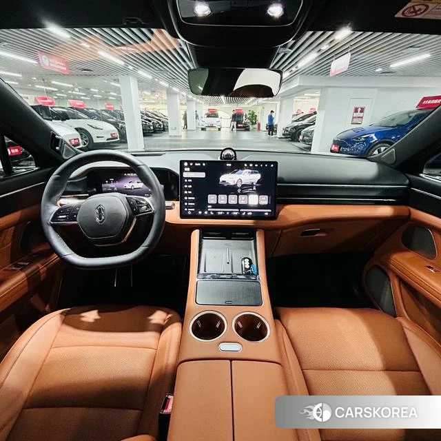 AITO Ask the world M5 2025 Белый из Китая, фото 6