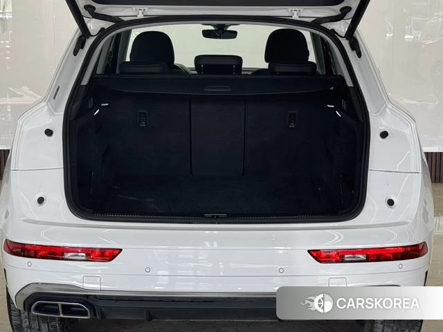 Audi Q5L id 4190427 из Китая 17