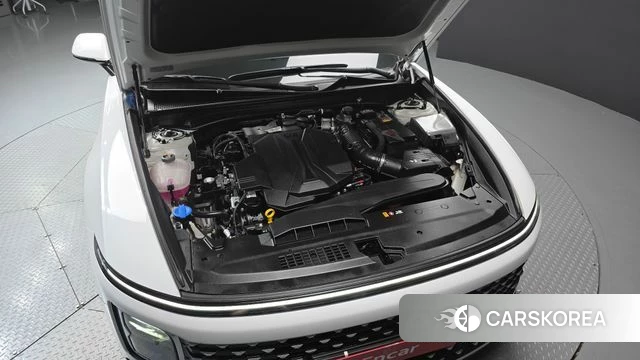 Hyundai Grandeur (GN7) id 4280041 из Кореи 28