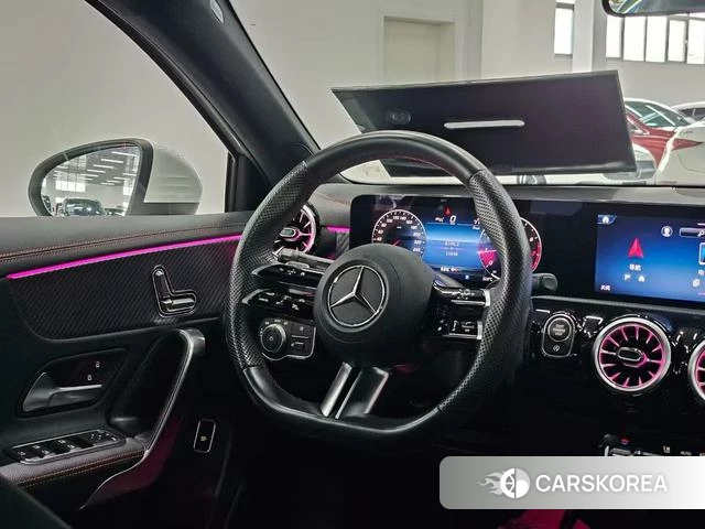 Mercedes-Benz Class A 2024 Белый из Китая, фото 6