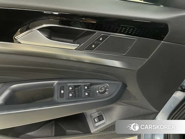 Volkswagen Passat 2022 Серебристо-серый из Китая, фото 6