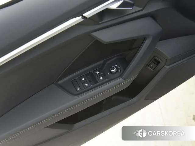 Audi A3 id 3888910 из Китая 12