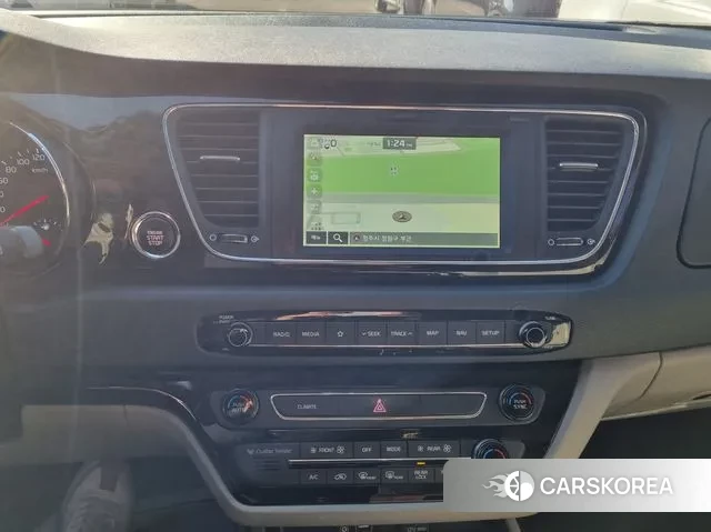 Kia The New Carnival id 3546913 из Кореи 9