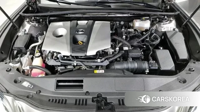 Lexus ES300h 7th generation id 3292239 из Кореи 14