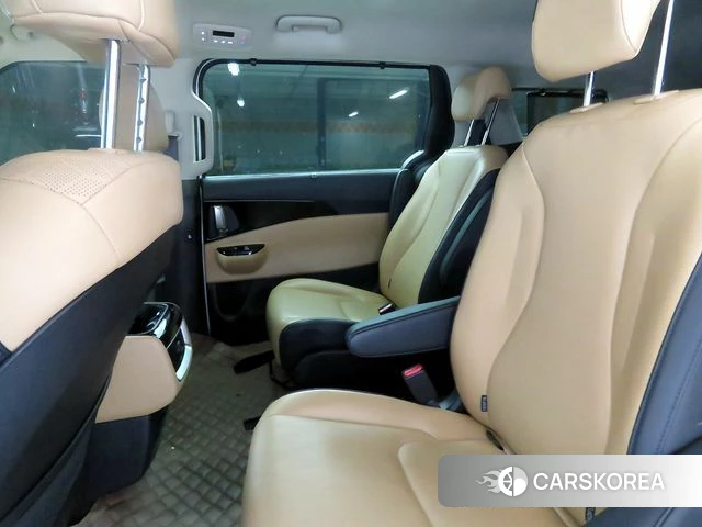 Kia Carnival 4th generation id 4628595 из Кореи 16