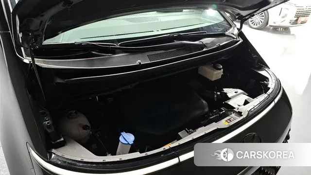 Hyundai Staria id 3431990 из Кореи 16